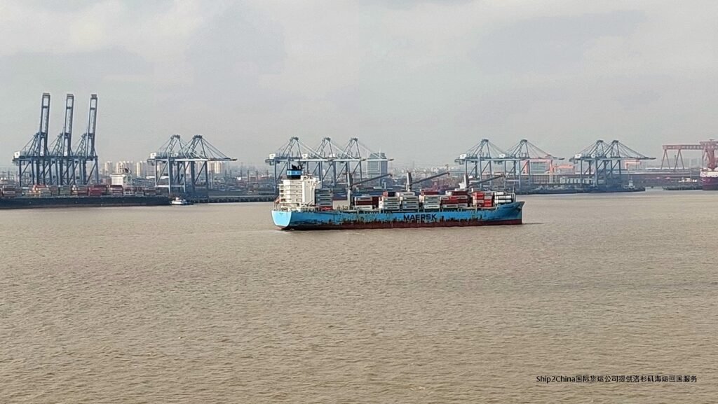 Ship2China国际货运代理公司结合空运或海运找出最便宜费用协助华侨留学生从洛杉矶海运家具钢琴行李集装箱回国,LCL洛杉矶海运家具回国淡季价格最低只要美金$300元/CBM,旺季海运价格$450元/CBM,洛杉矶是美国最大出口港口,运费也是最便宜,集装箱海运回国运费最低只要美金$3000元,洛杉矶海运出口从洛杉矶港或长提港(Long Beachport)出口回国,Ship2China公司在洛杉矶Long Beach的出口仓库提供保税仓儲报关集装箱运送装柜拆柜服务,服务地区包含大洛杉矶地区包含尔湾、阿罕布拉市、圣盖博、罗兰岗、蒙特利公园、亚凯迪亚、帕萨迪纳及附近地区包含圣地牙哥、堵城拉斯维加斯、菲尼克斯、凤凰城等地的海运搬家回国服务。